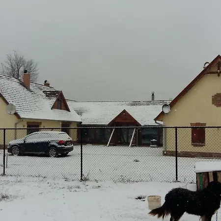 Mizse Tanya Lodge Lajosmizse