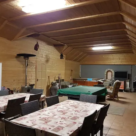 Lodge Mizse Tanya